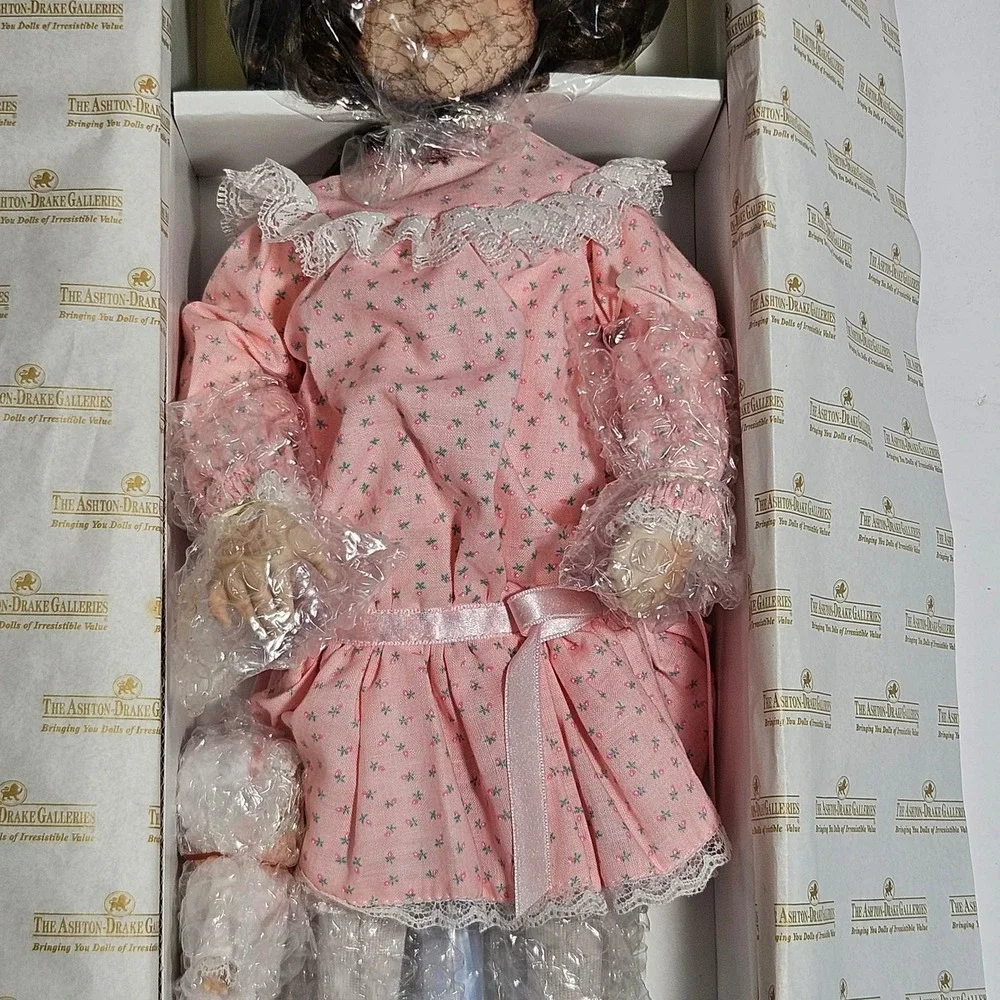 Ashton-Drake Galleries Sugar & Spice Porcelain Doll Pink Floral Dress NIB